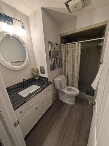 NA986 — Campbellton Drive Spacious Colonial Retreat