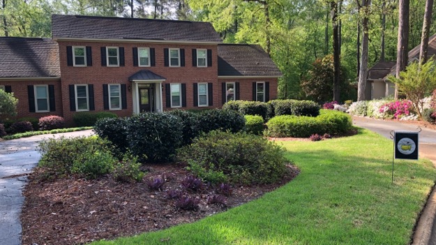 NA20 — Brookview Court Creekview Screened Porch Retreat