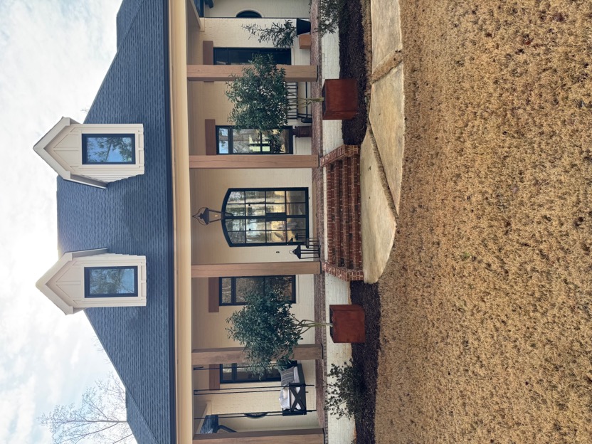 NA109 — Marbury Lane Poolside Retreat property photo 012