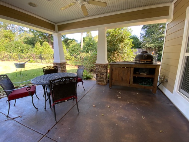 NA231 — Oakhurst Drive Poolside Retreat property photo 009