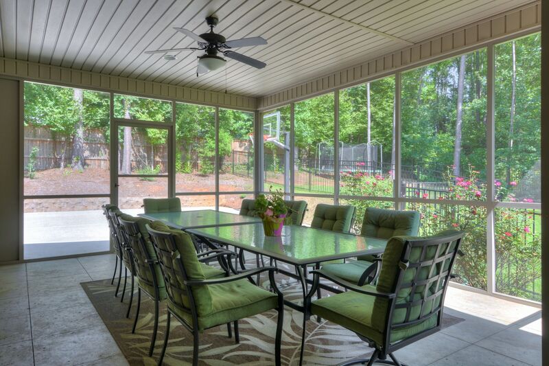 NA251 — River Wind Dr Savannah Barony Retreat property photo 007