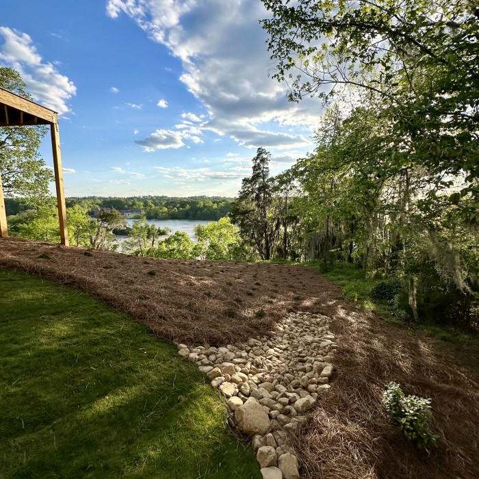 Overlook Court property image 10