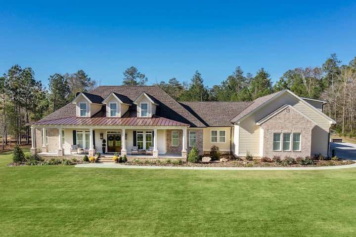 AP715 — Whitetail Trail Poolside Retreat