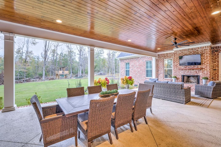 AP725 — Whitetail Trail Poolside Retreat property photo 026