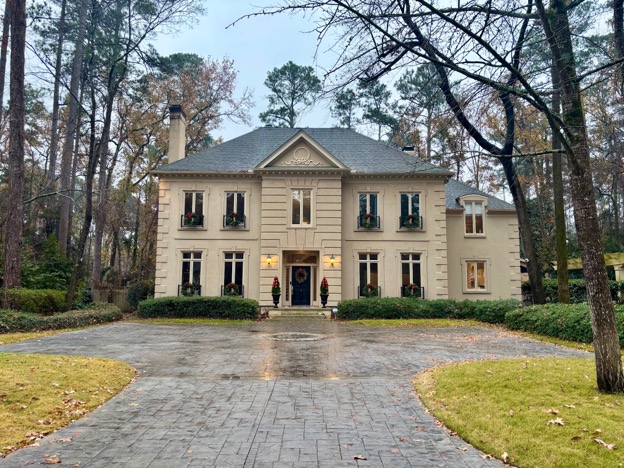 AU8 — Tall Pine Court Conifer Place Retreat property photo 002