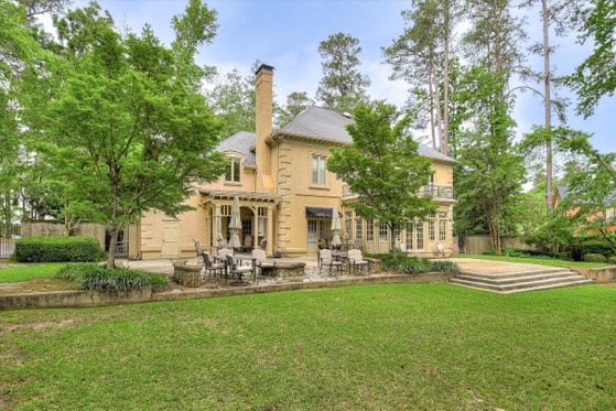 AU8 — Tall Pine Court Conifer Place Retreat property photo 004