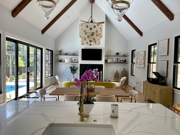EV720 — Campana Drive Modern Farmhouse Retreat property photo 013