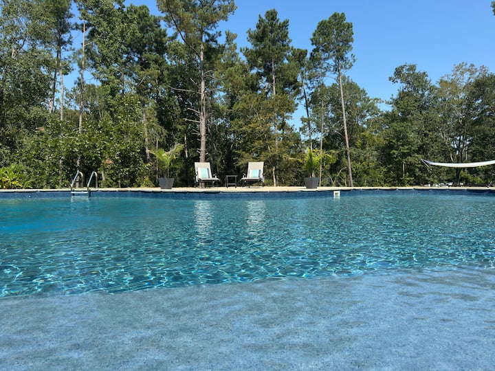 NA1774 — Robin Rd Poolside Retreat property photo 005
