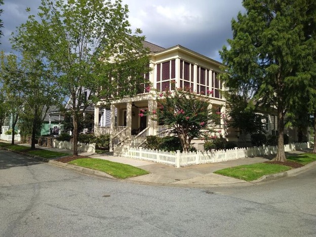 NA31 — Madison Street Riverfront Retreat
