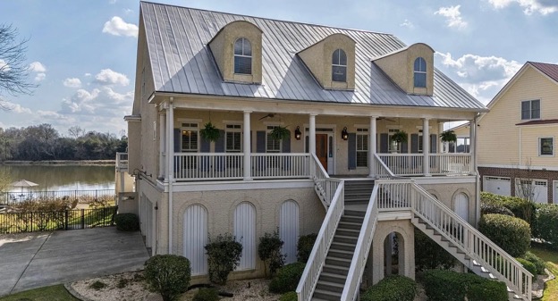 NA258 — Altamaha Drive Riverfront Retreat property photo 005