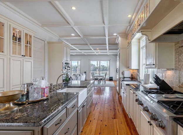 NA258 — Altamaha Drive Riverfront Retreat property photo 010